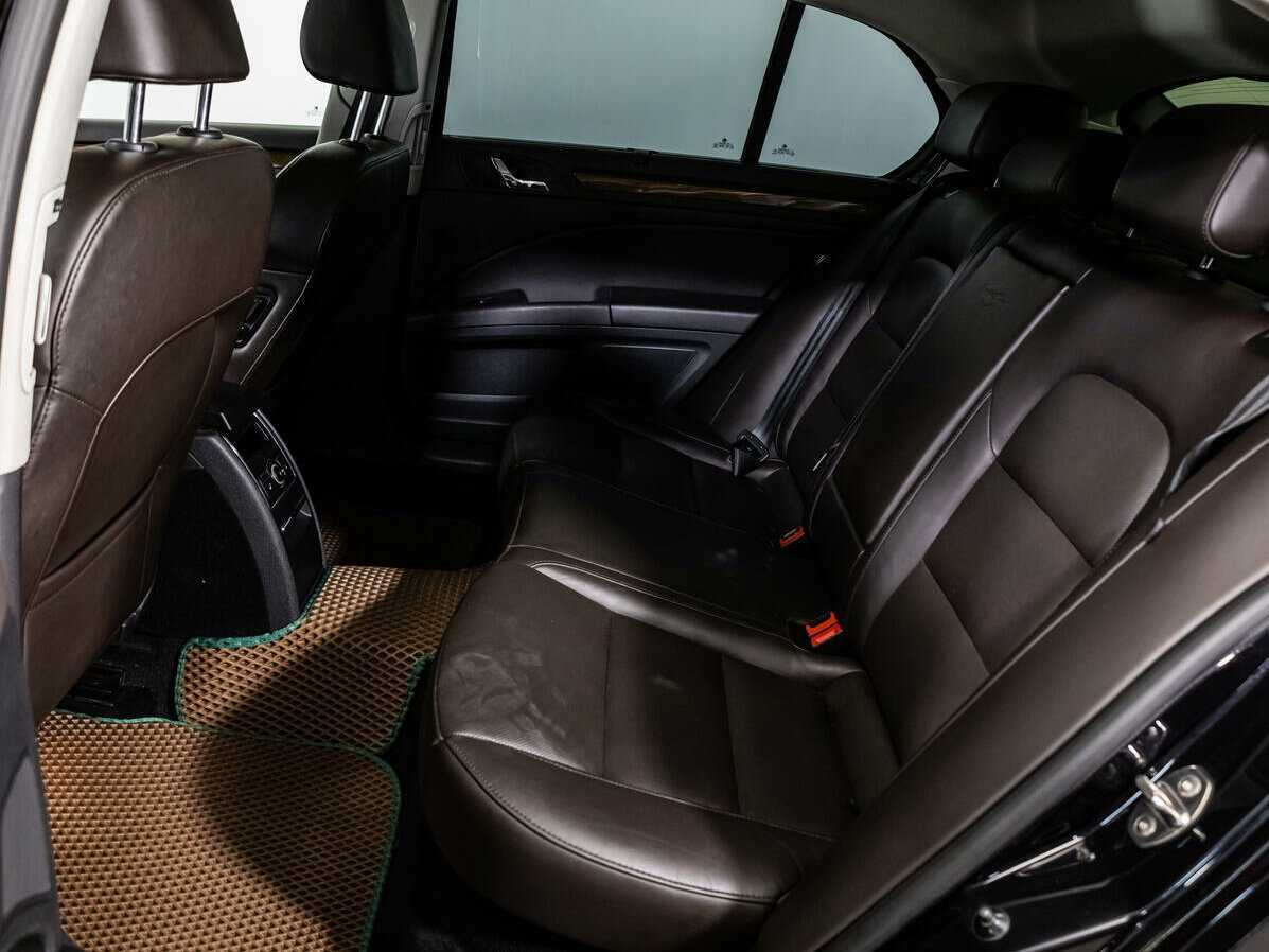 Skoda Superb 2014 года с пробегом. Фото: #9