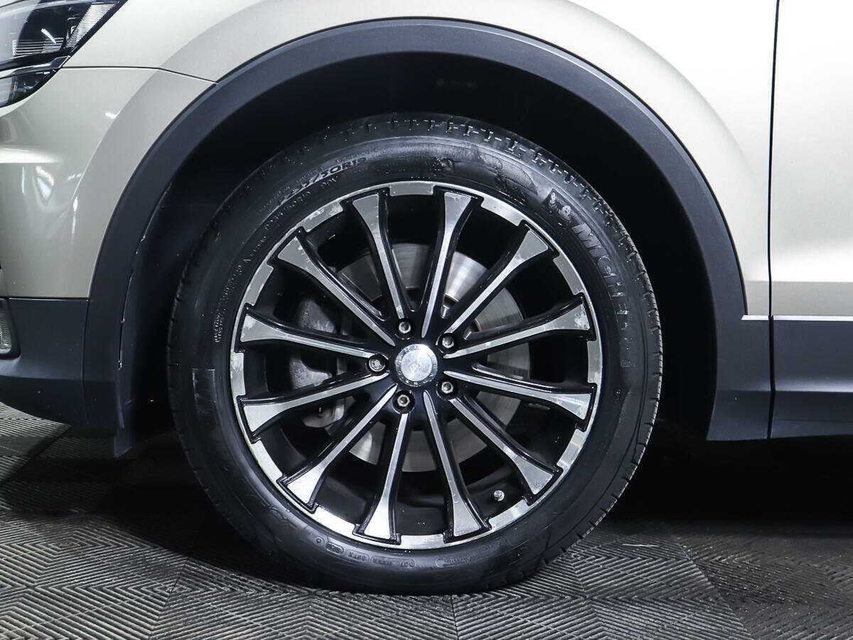 Volkswagen Tiguan 2017 года с пробегом. Фото: #23