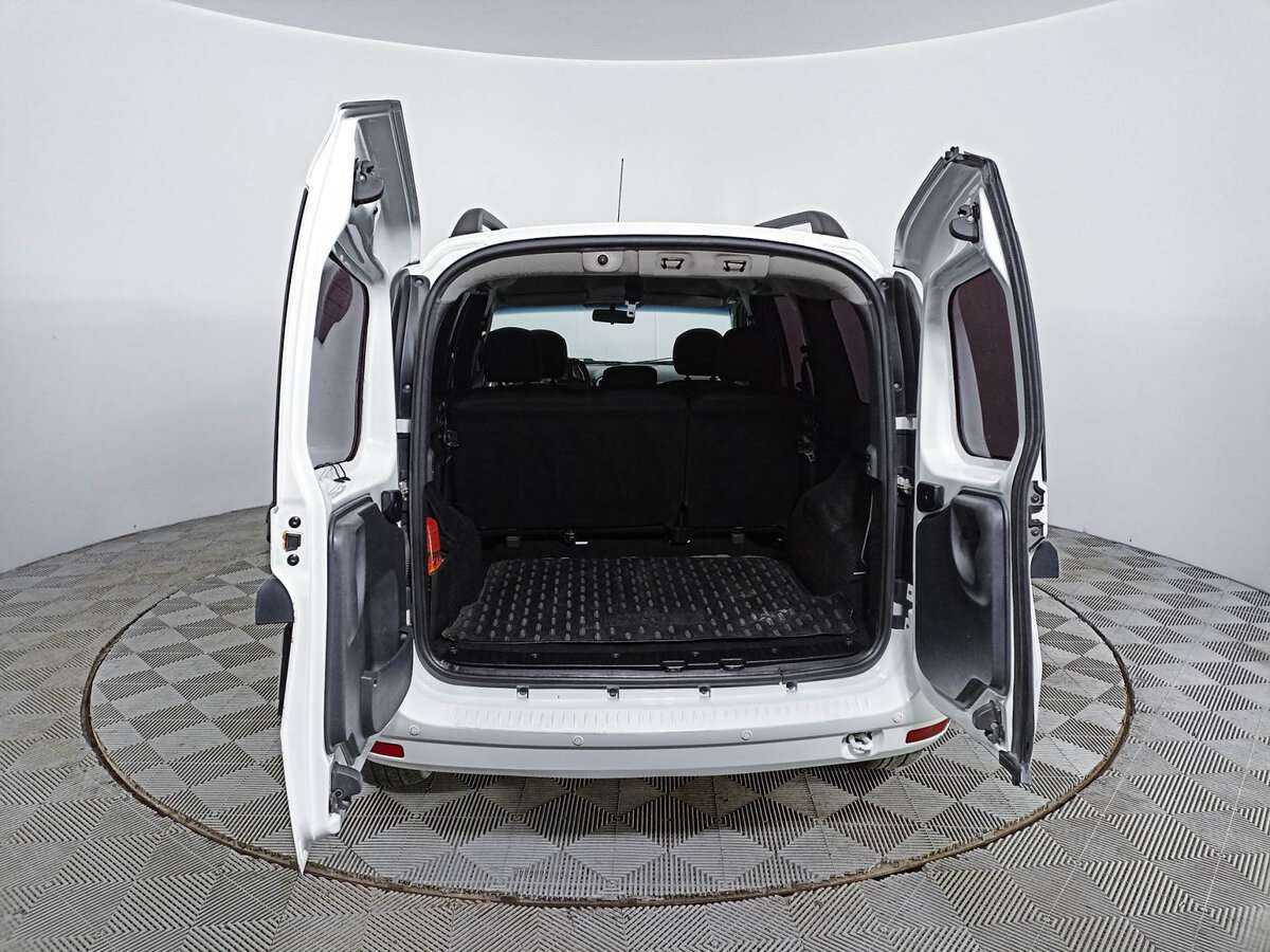 Lada (ВАЗ) Largus 2017 года с пробегом. Фото: #9