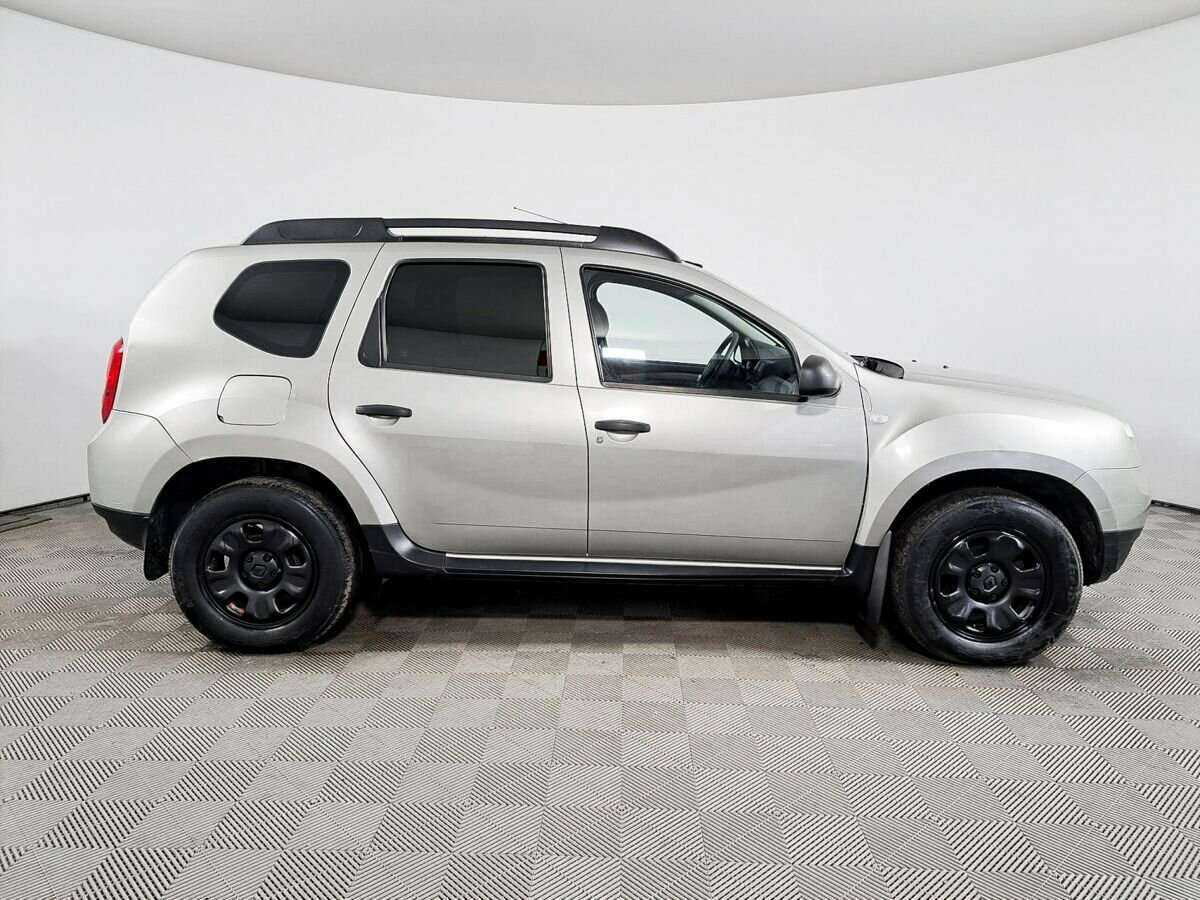 Renault Duster 2012 года с пробегом. Фото: #3