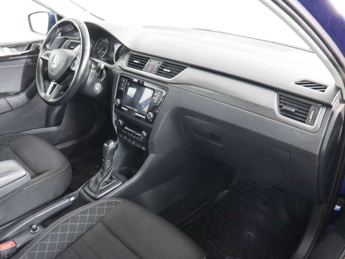 Skoda Rapid 2018 года с пробегом. Фото: #9