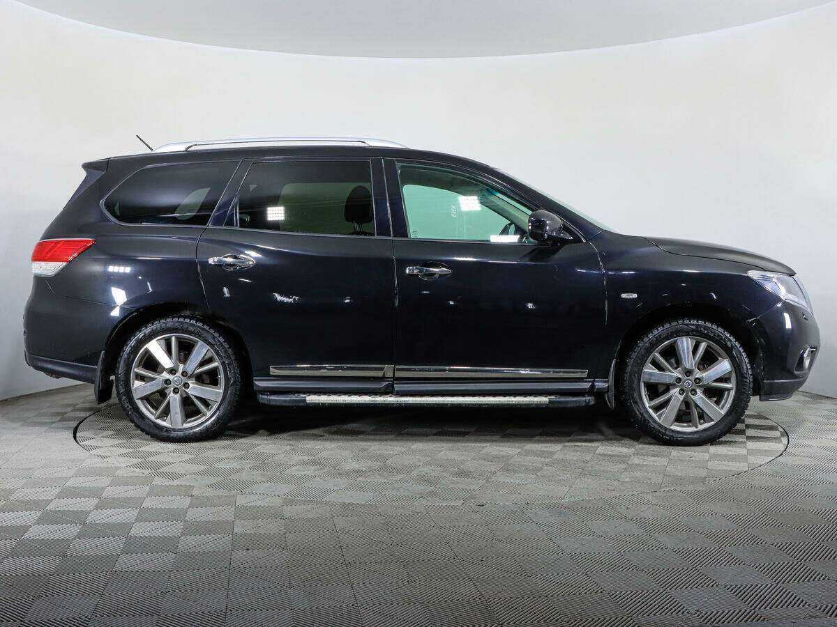 Nissan Pathfinder 2015 года с пробегом. Фото: #3
