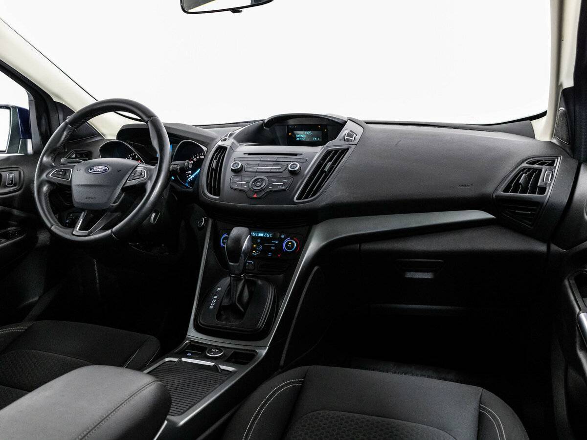 Ford Kuga 2017 года с пробегом. Фото: #6