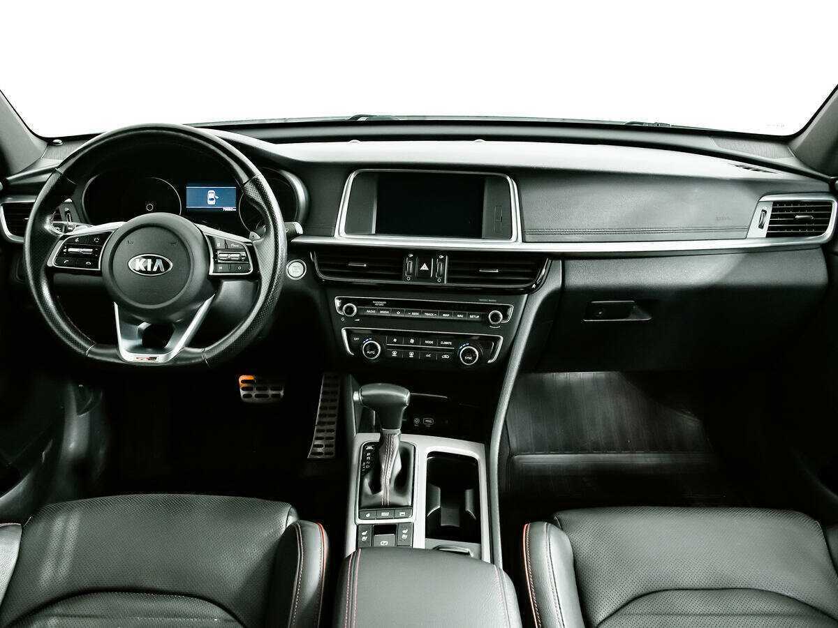 Kia Optima 2018 года с пробегом. Фото: #8