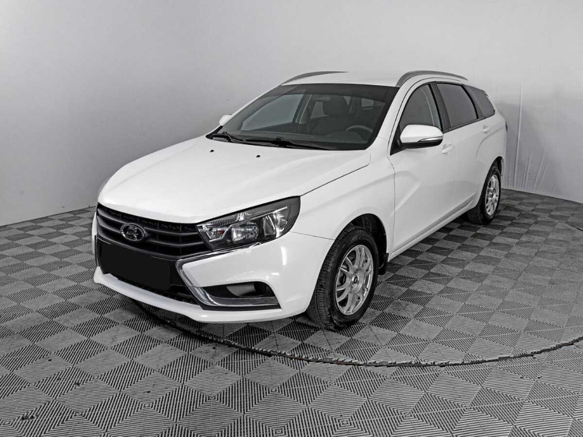Lada (ВАЗ) Vesta 2021 года с пробегом. Посмотреть фото