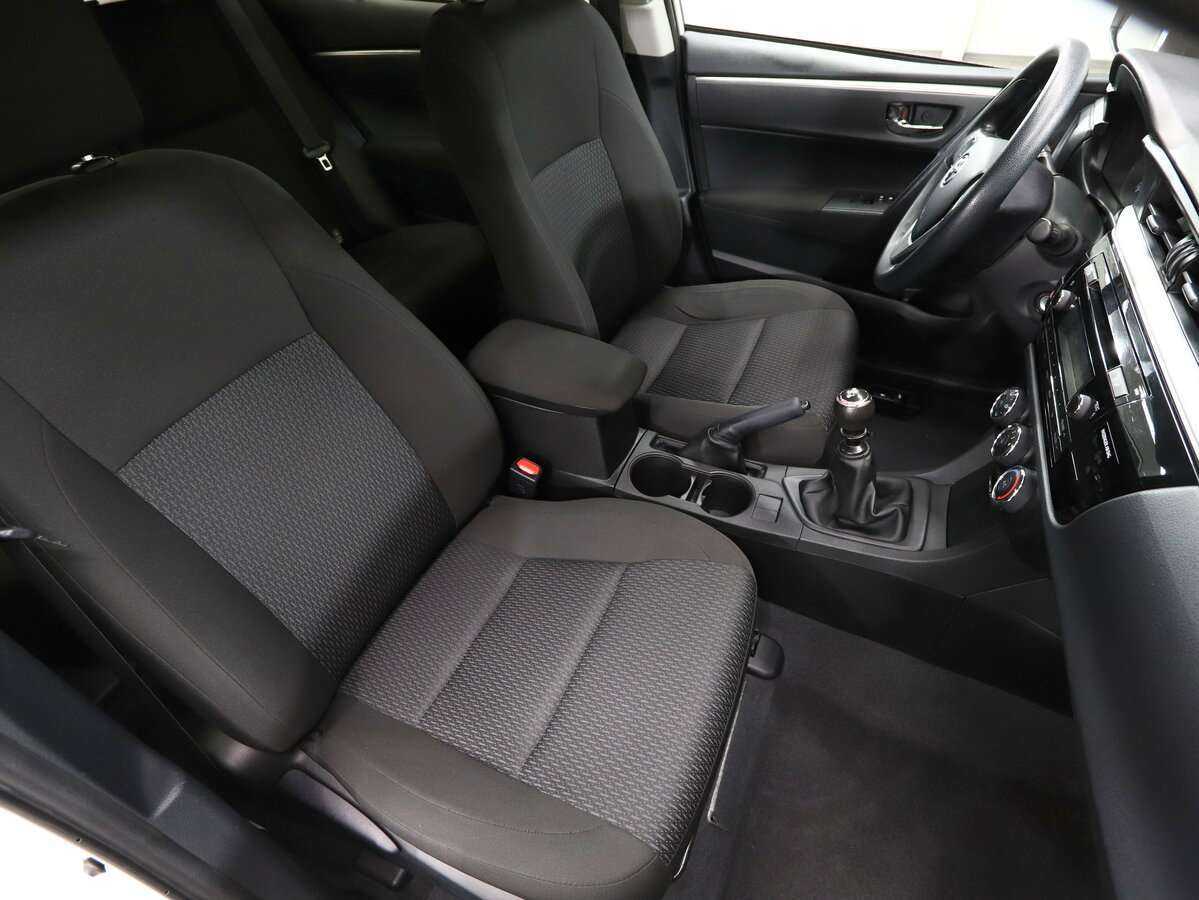 Toyota Corolla 2014 года с пробегом. Фото: #11