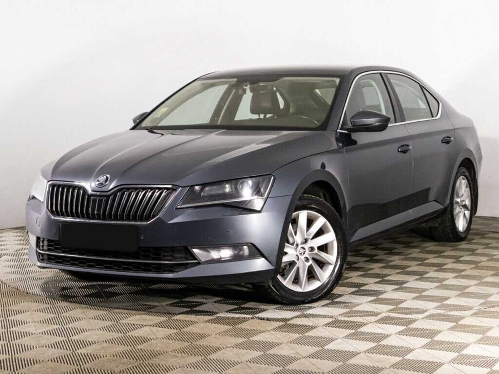 Skoda Superb 2018 года с пробегом. Посмотреть фото