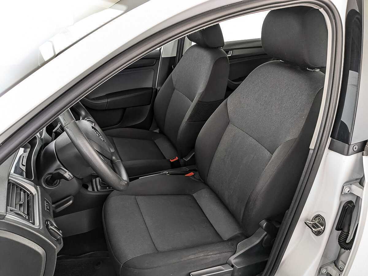 Skoda Rapid 2019 года с пробегом. Фото: #17