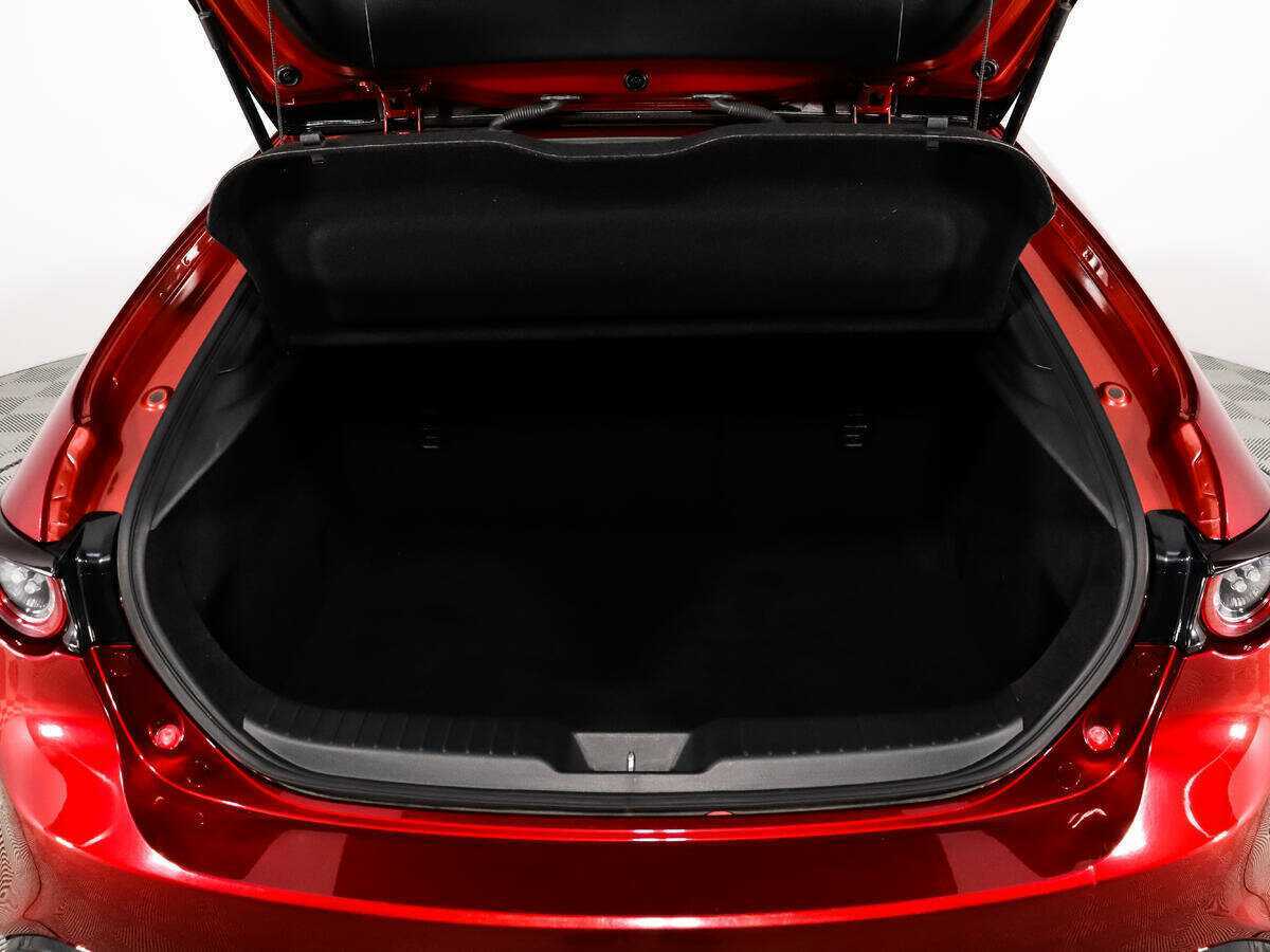 Mazda 3 2019 года с пробегом. Фото: #14