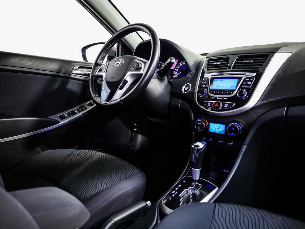 Hyundai Solaris 2012 года с пробегом. Фото: #7