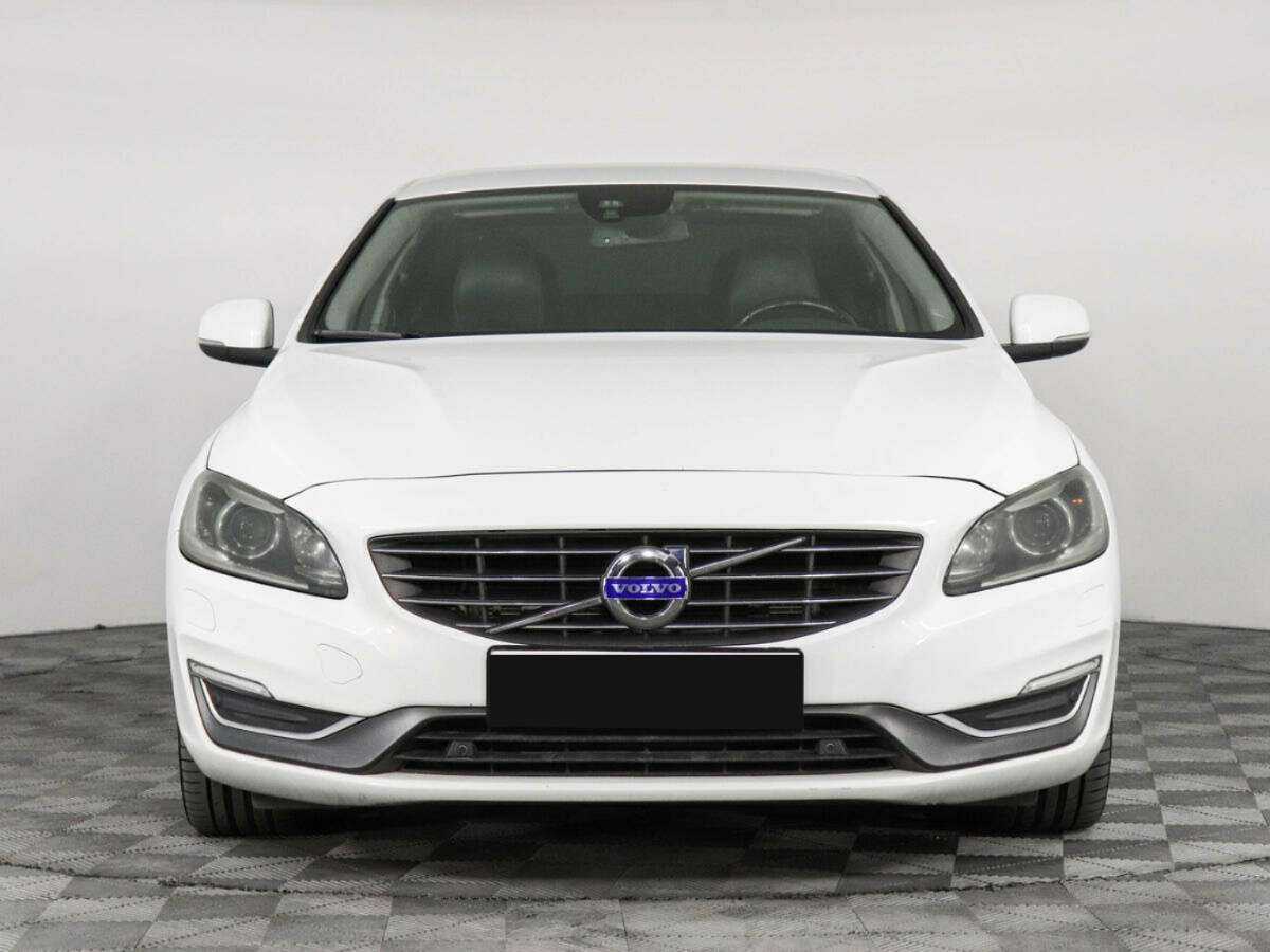Volvo S60 2014 года с пробегом. Посмотреть фото
