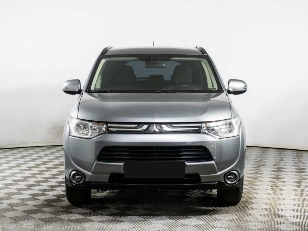 Mitsubishi Outlander 2012 года с пробегом. Фото: #1