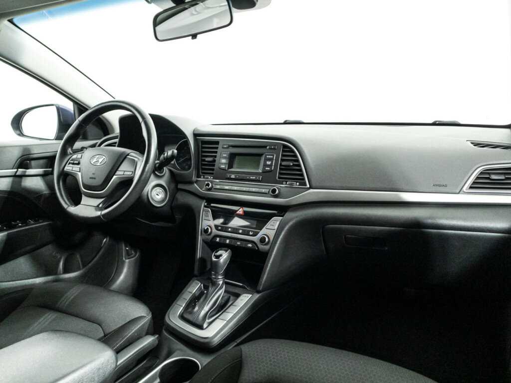 Hyundai Elantra 2017 года с пробегом. Фото: #8