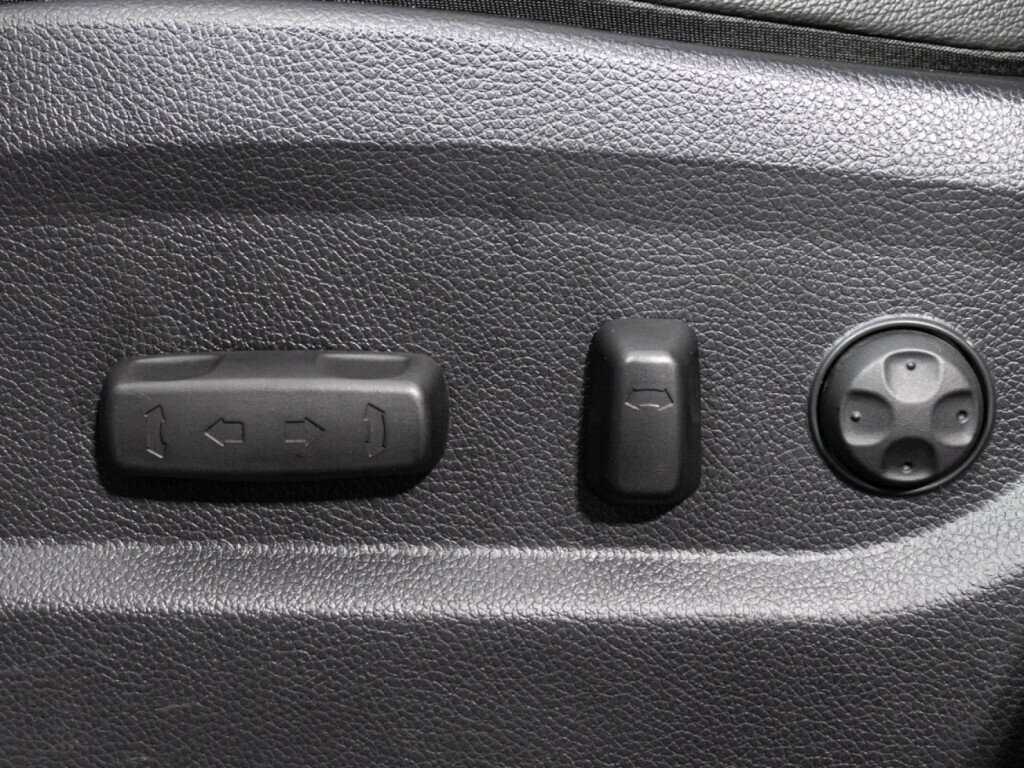 Hyundai Santa Fe 2017 года с пробегом. Фото: #17