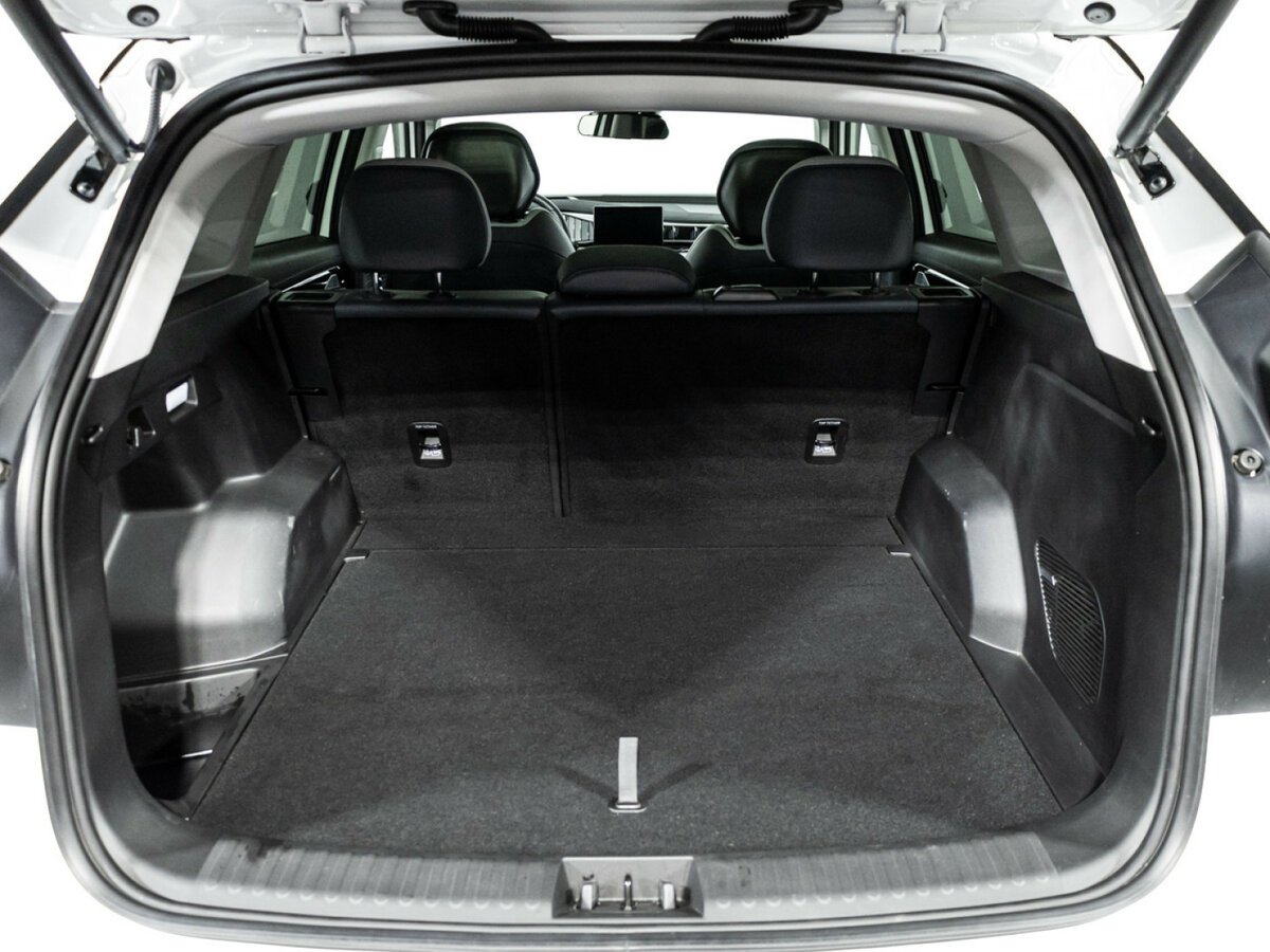 Geely Atlas 2024 года с пробегом. Фото: #21