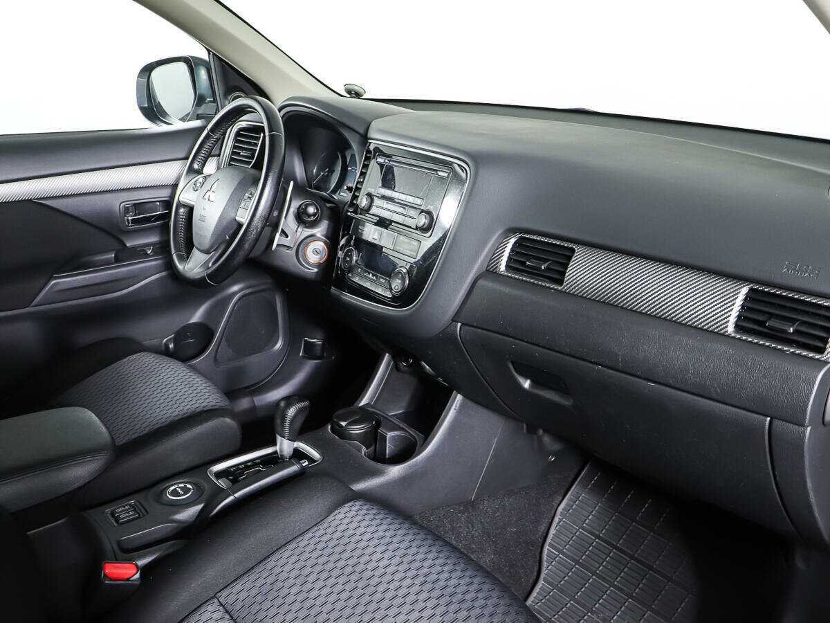 Mitsubishi Outlander 2013 года с пробегом. Фото: #7