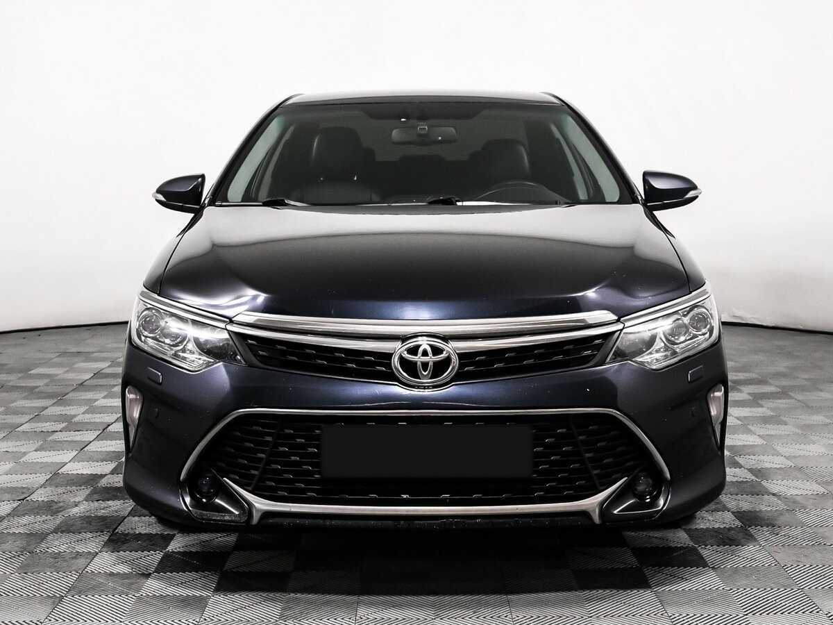 Toyota Camry 2017 года с пробегом. Фото: #1