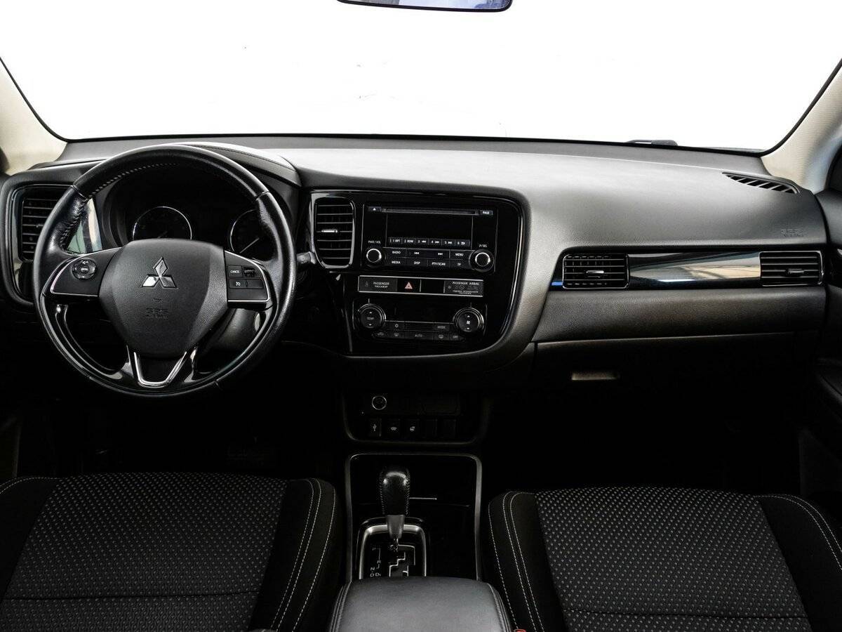 Mitsubishi Outlander 2020 года с пробегом. Фото: #9