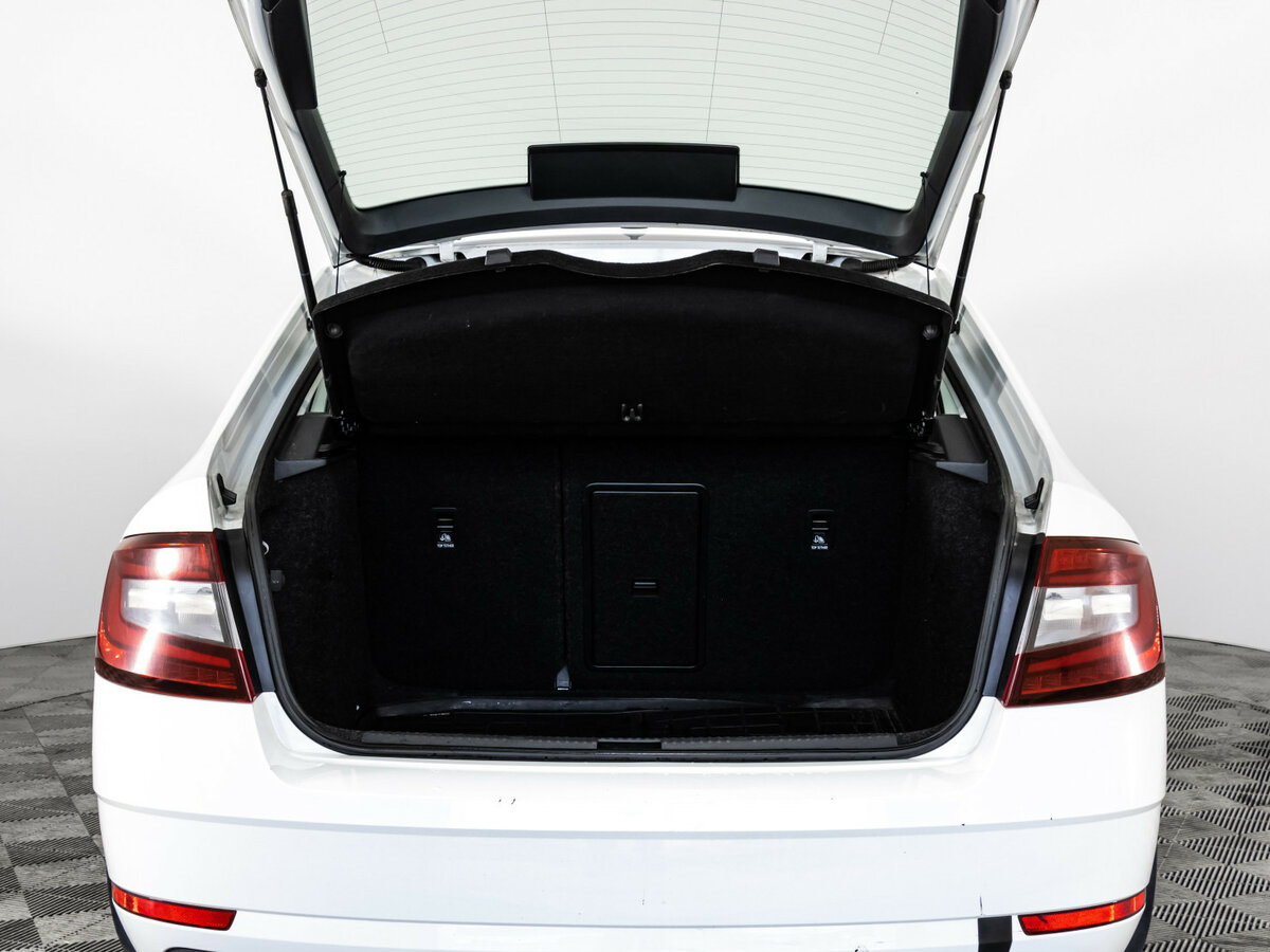 Skoda Octavia 2017 года с пробегом. Фото: #13