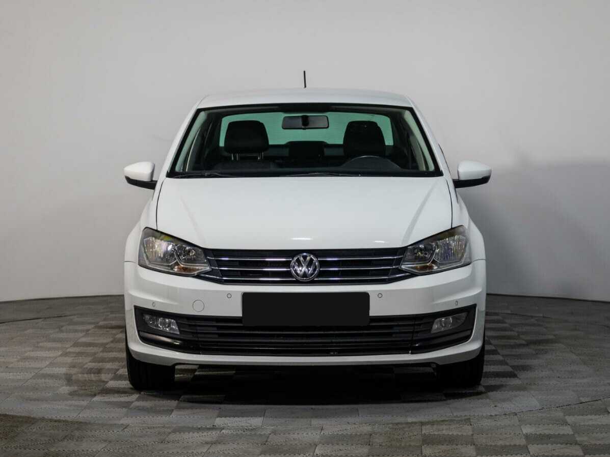 Volkswagen Polo 2018 года с пробегом. Посмотреть фото