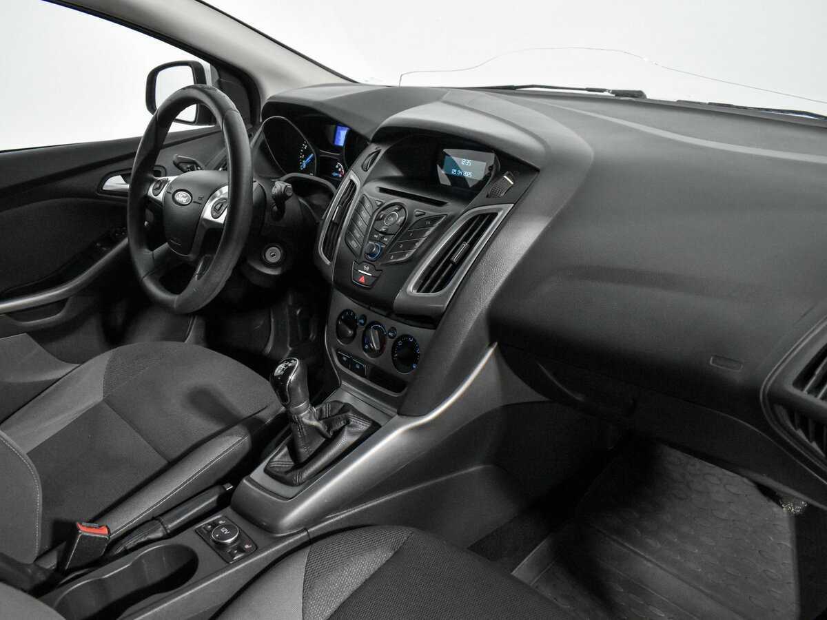 Ford Focus 2015 года с пробегом. Фото: #12