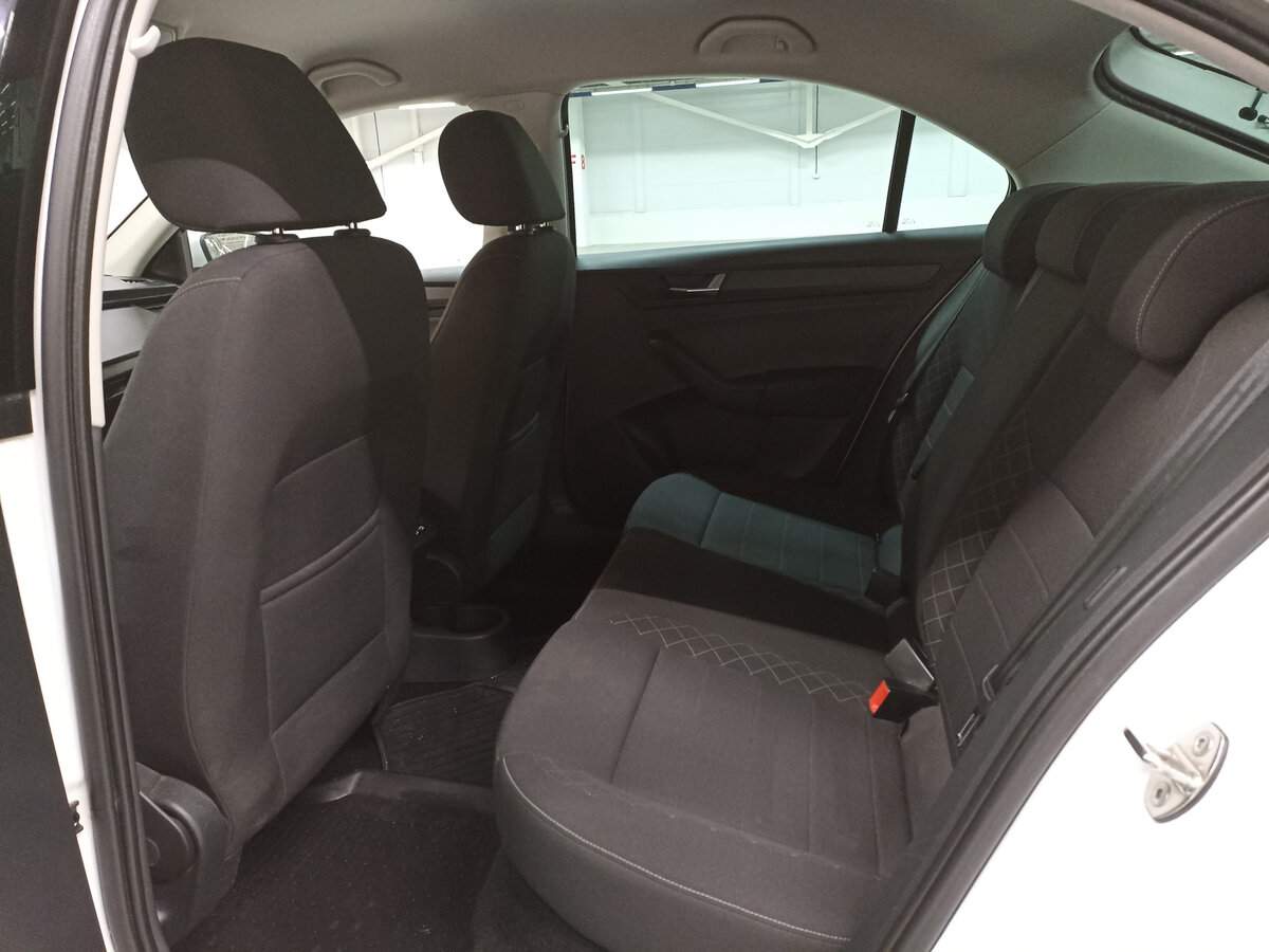 Skoda Rapid 2021 года с пробегом. Фото: #11