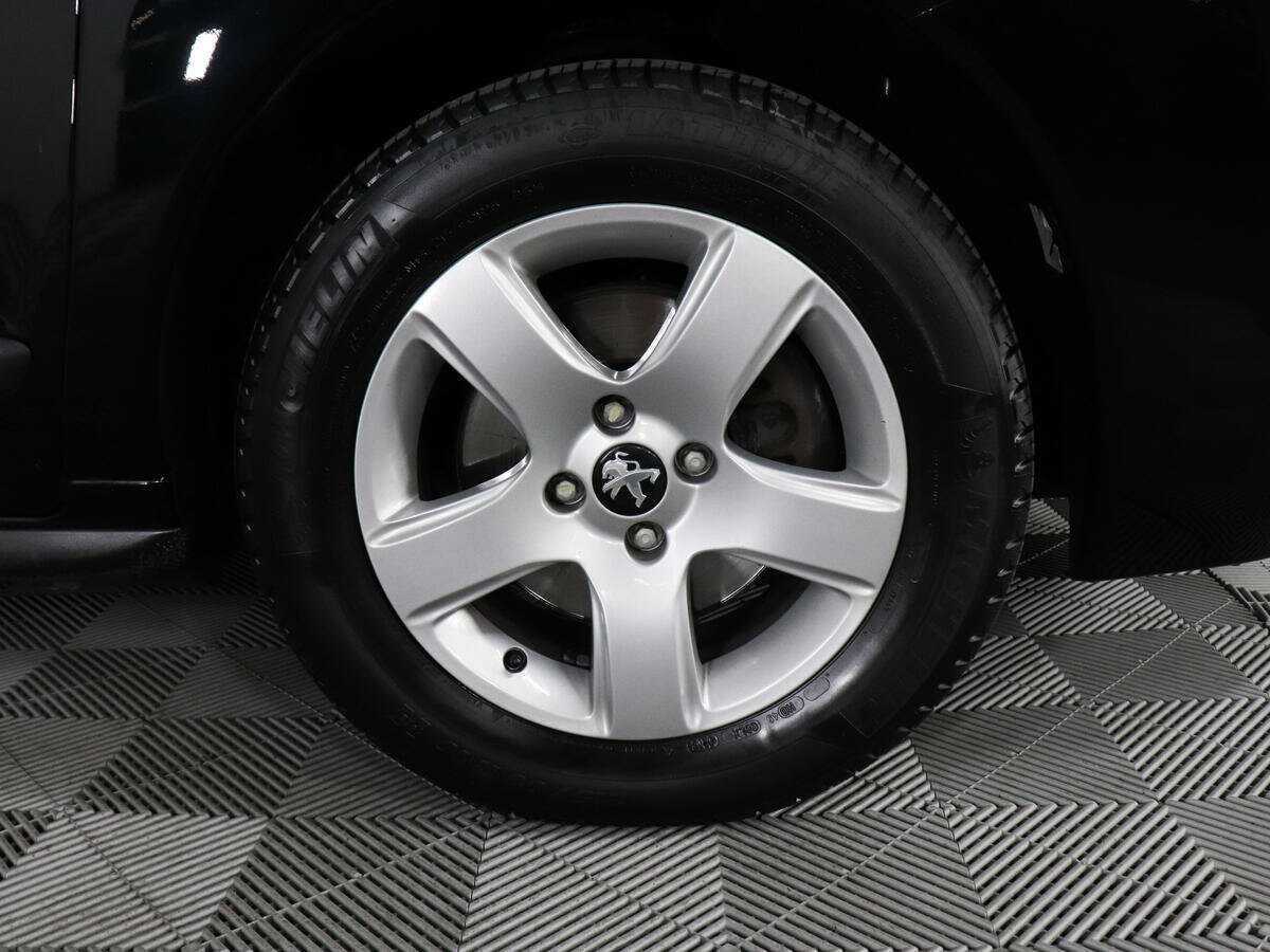 Peugeot 3008 2016 года с пробегом. Фото: #8