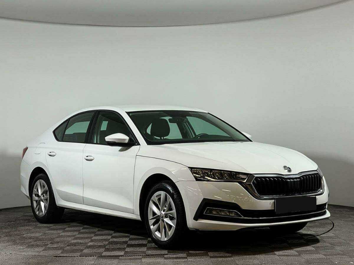 Skoda Octavia 2021 года с пробегом. Фото: #2