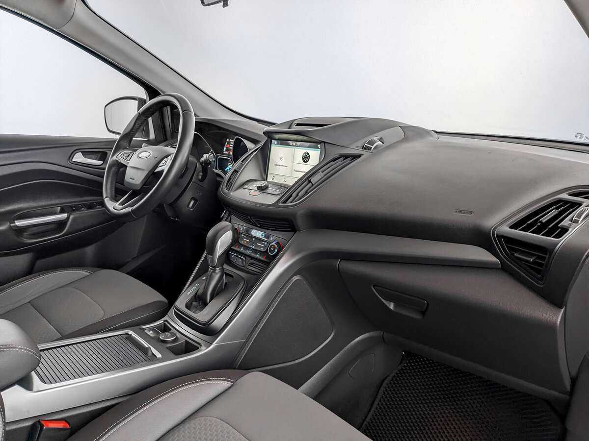 Ford Kuga 2016 года с пробегом. Фото: #10