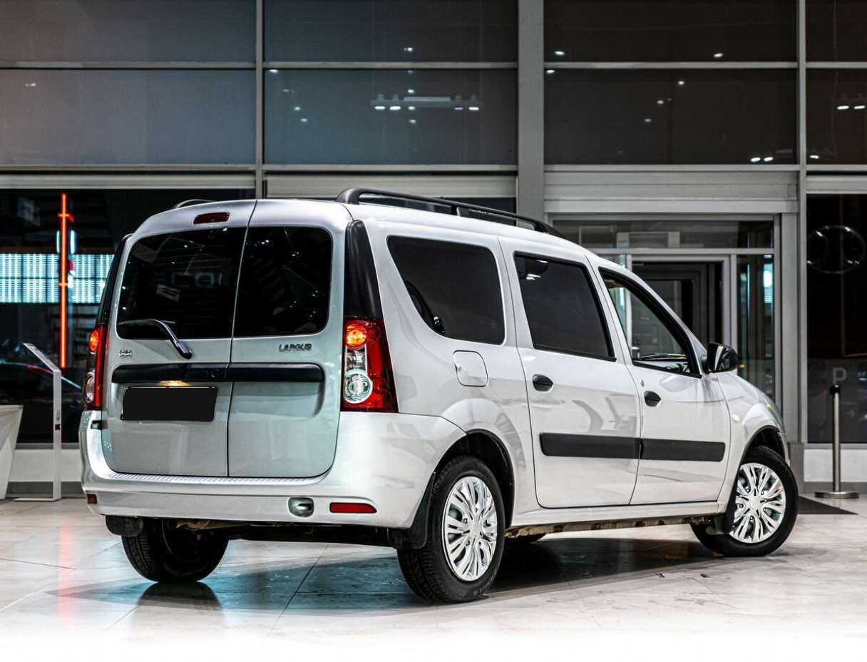 Lada (ВАЗ) Largus 2018 года с пробегом. Фото: #2