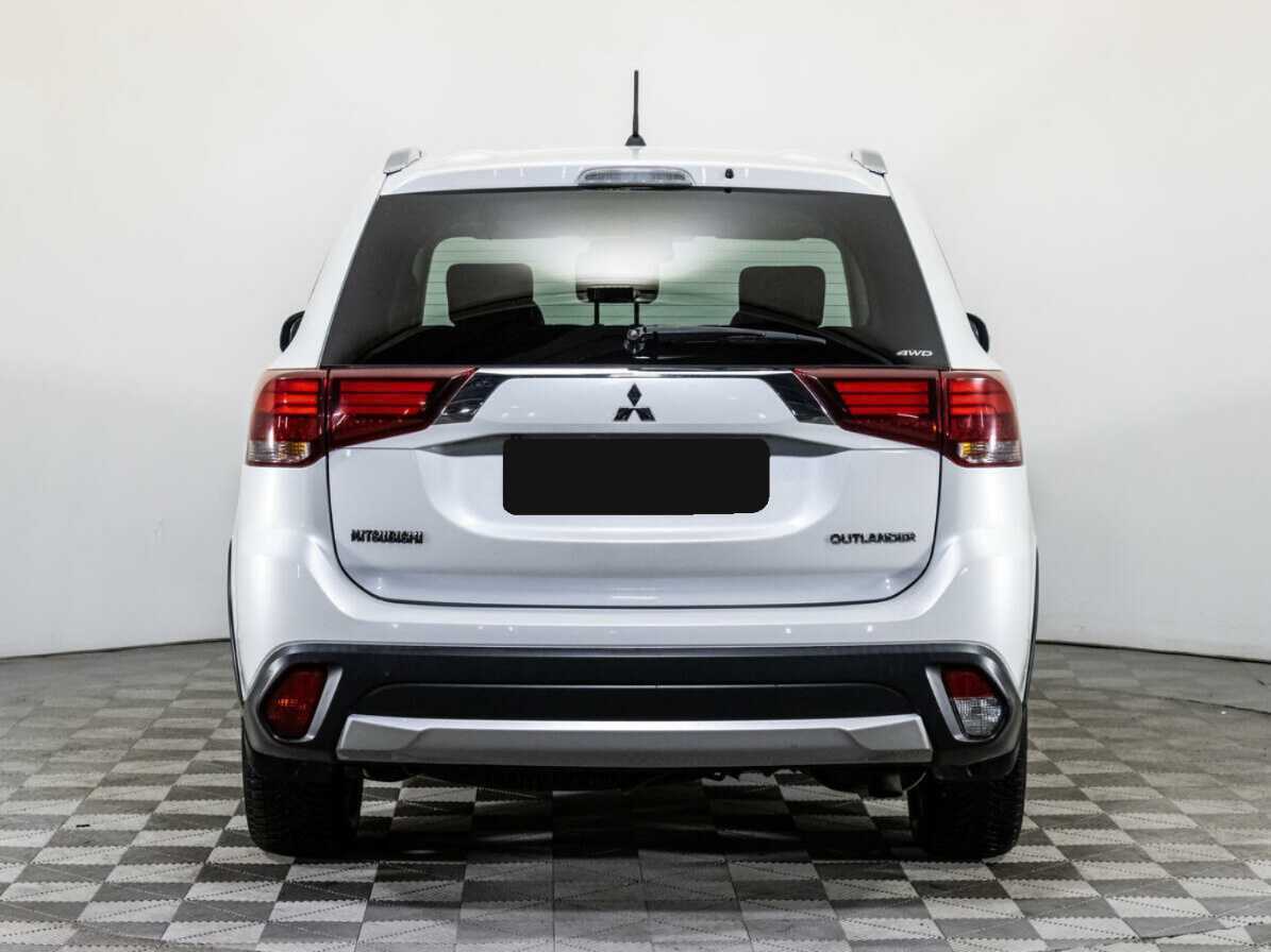 Mitsubishi Outlander 2016 года с пробегом. Фото: #5