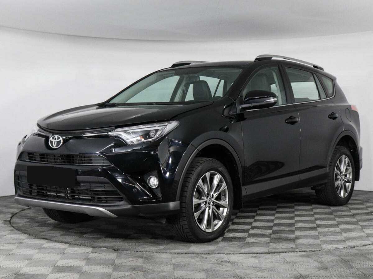 Toyota RAV4 2018 года с пробегом. Посмотреть фото