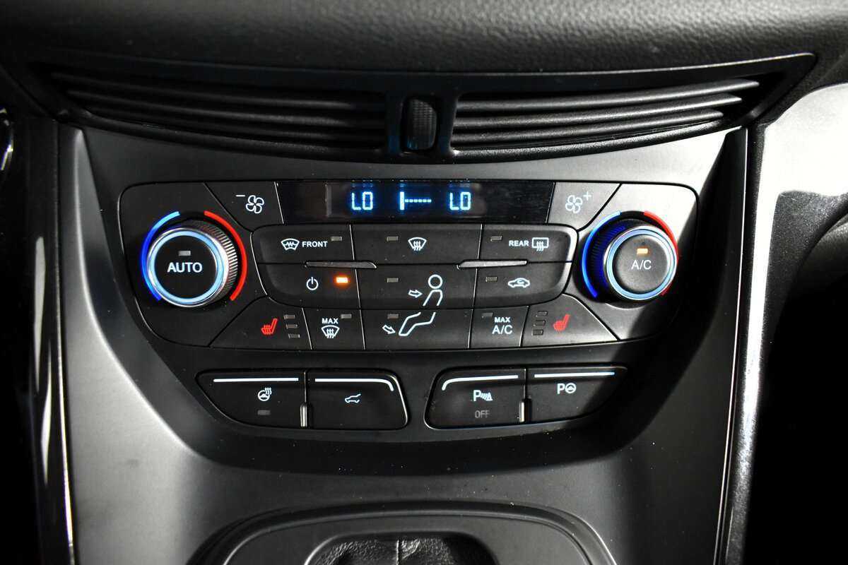 Ford Kuga 2017 года с пробегом. Фото: #13