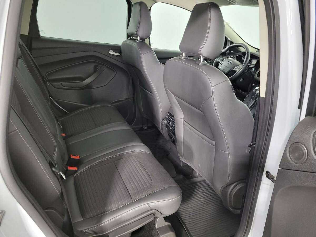 Ford Kuga 2018 года с пробегом. Фото: #15
