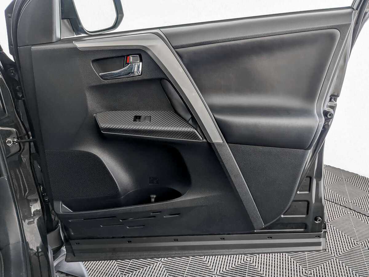 Toyota RAV4 2014 года с пробегом. Фото: #18