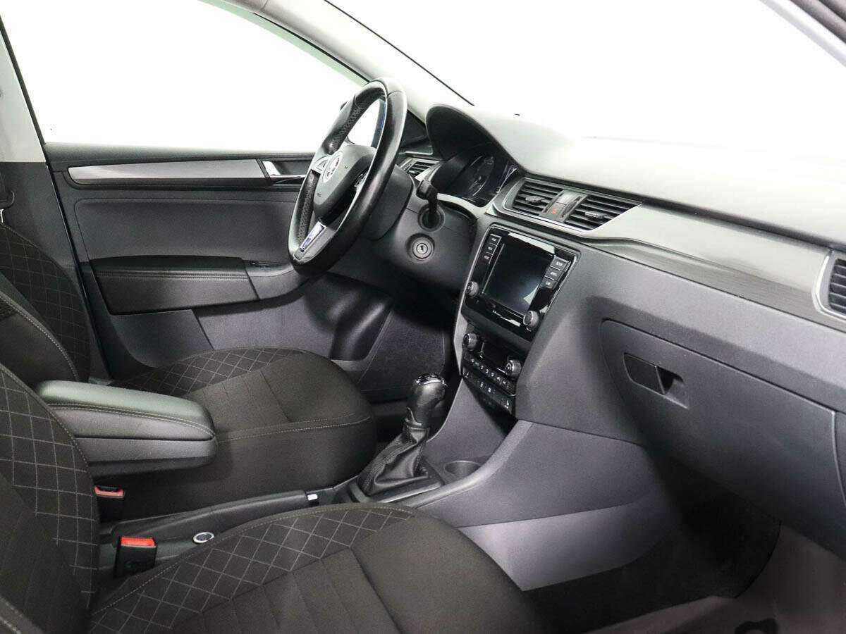 Skoda Rapid 2017 года с пробегом. Фото: #6