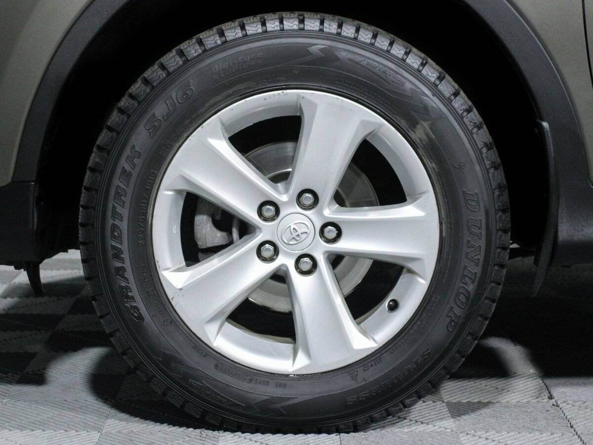 Toyota RAV4 2013 года с пробегом. Фото: #20