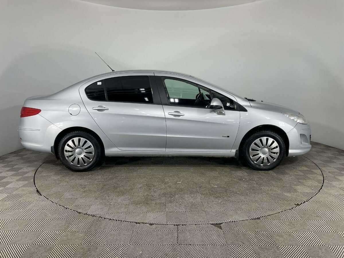 Peugeot 408 2016 года с пробегом. Фото: #3