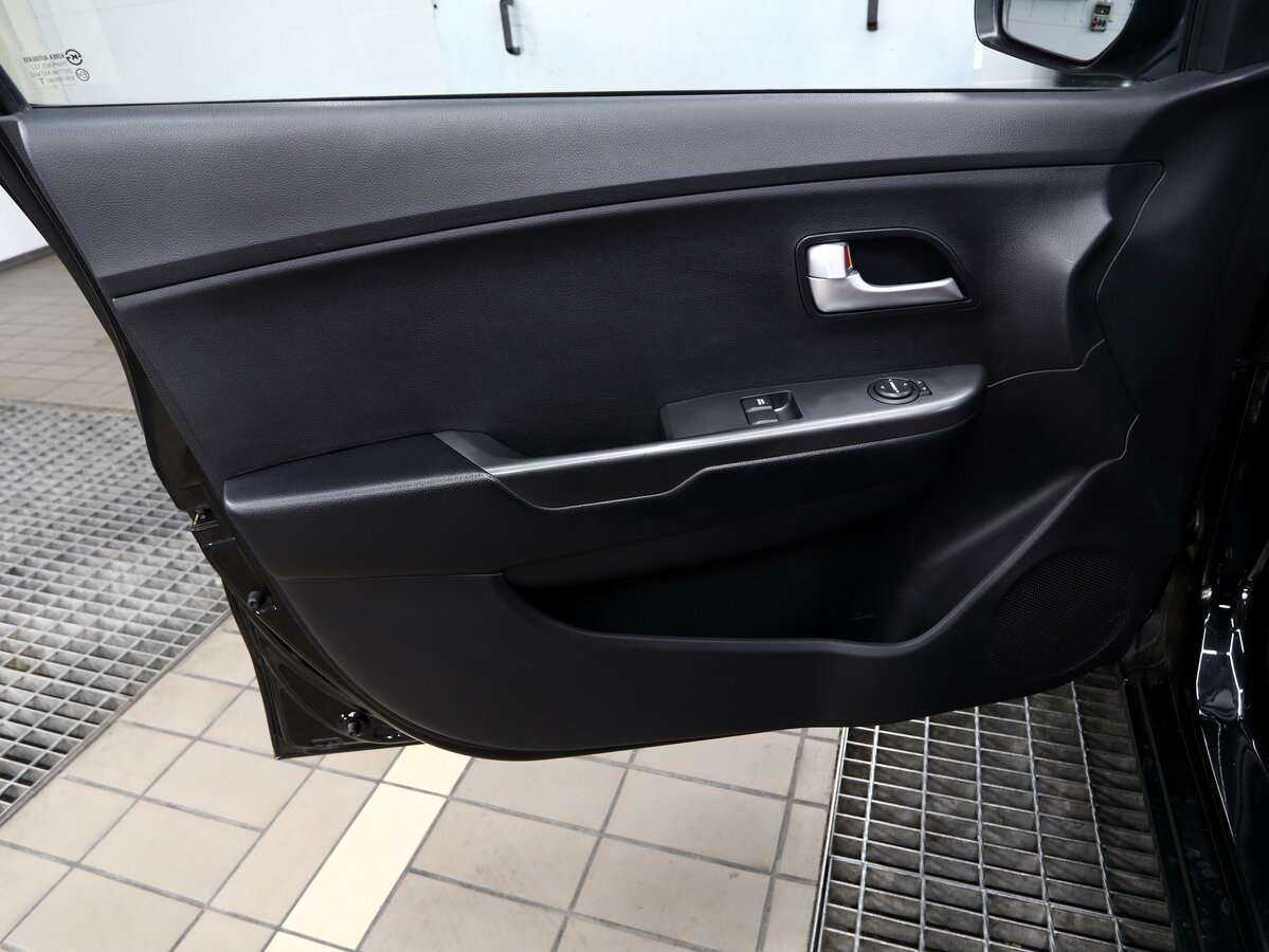 Kia Rio 2013 года с пробегом. Фото: #7