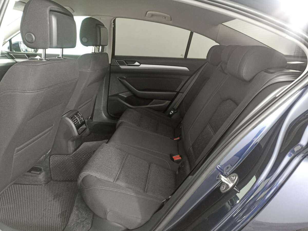 Volkswagen Passat 2016 года с пробегом. Фото: #9