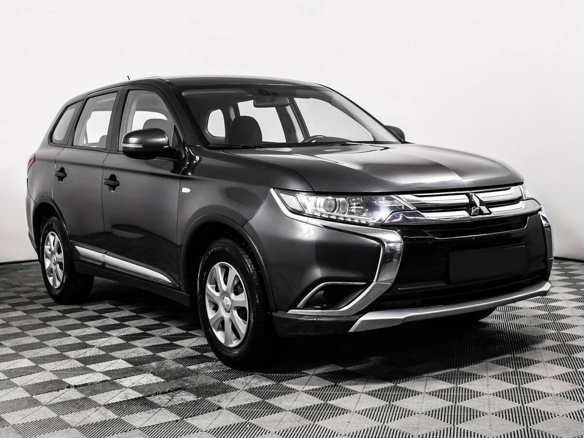 Mitsubishi Outlander 2015 года с пробегом. Фото: #2