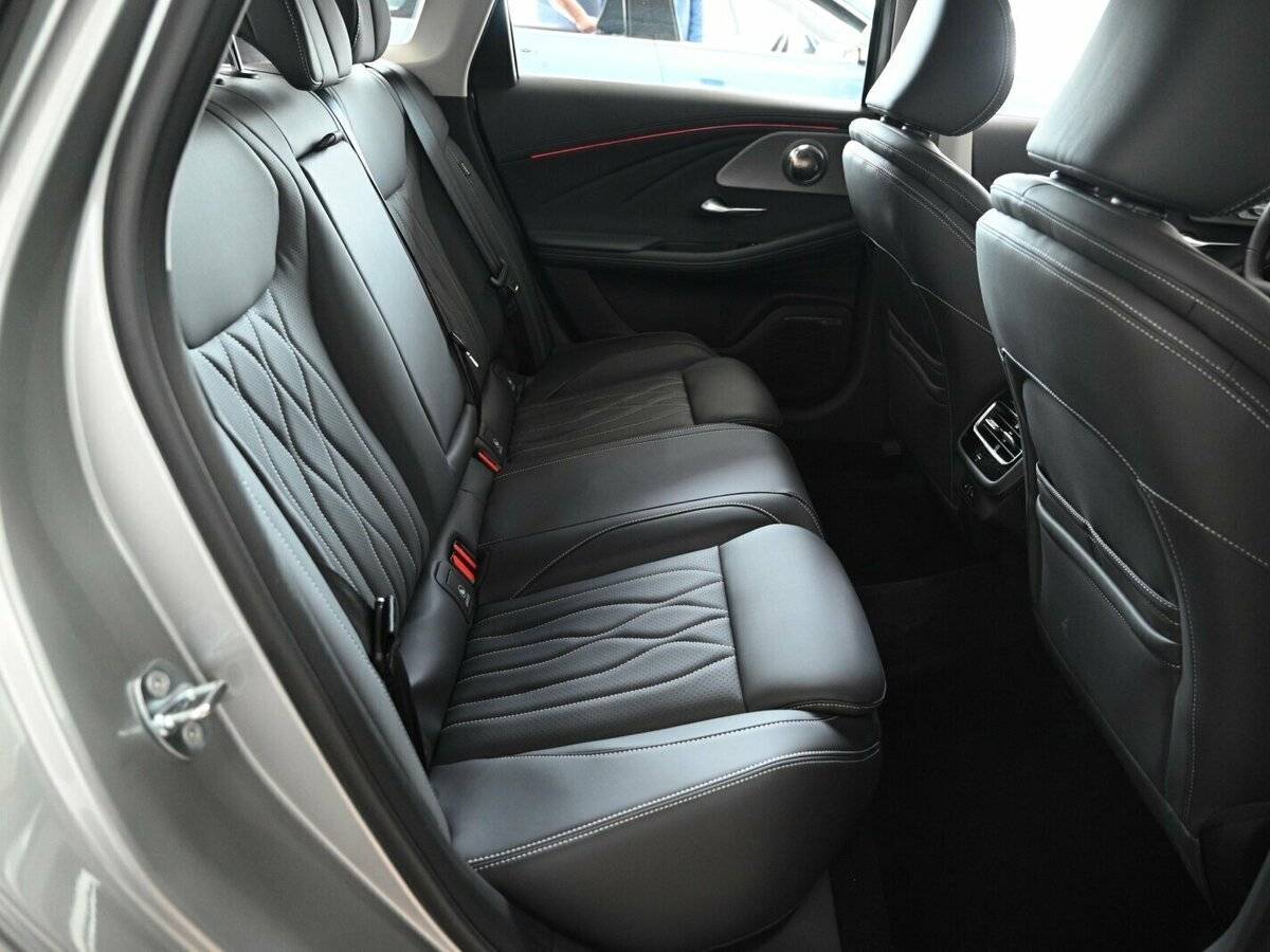 Chery Arrizo 8 2024 года с пробегом. Фото: #7