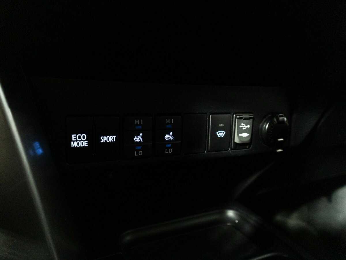 Toyota RAV4 2015 года с пробегом. Фото: #18