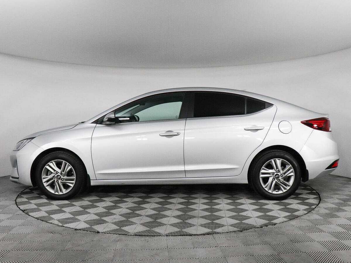 Hyundai Elantra 2019 года с пробегом. Фото: #7