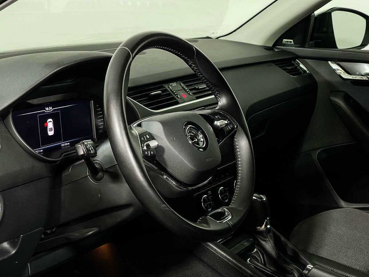 Skoda Octavia 2019 года с пробегом. Фото: #9