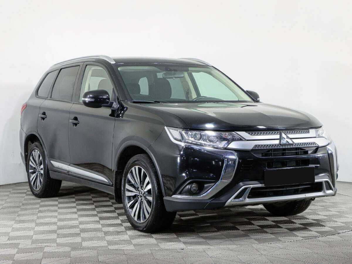 Mitsubishi Outlander 2020 года с пробегом. Фото: #2