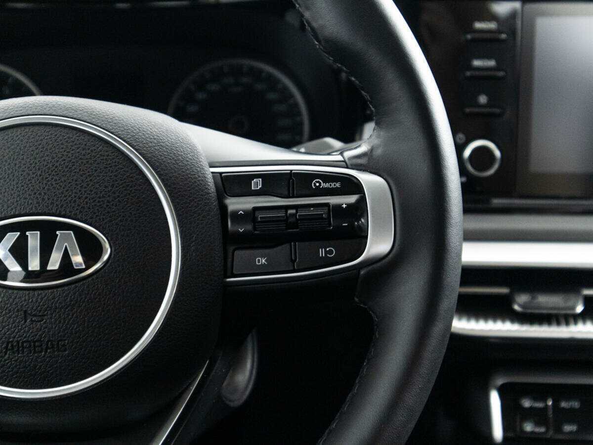 Kia K5 2021 года с пробегом. Фото: #21