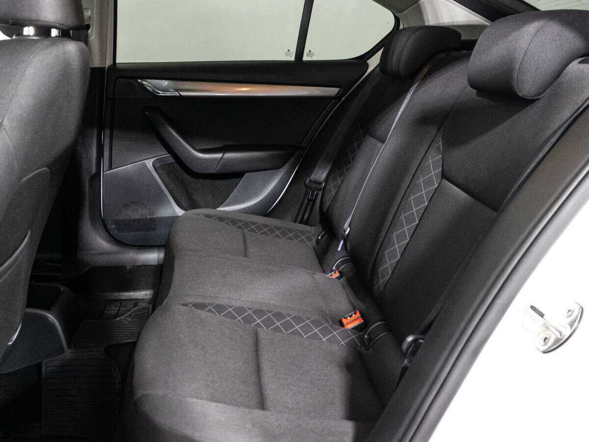 Skoda Octavia 2018 года с пробегом. Фото: #9