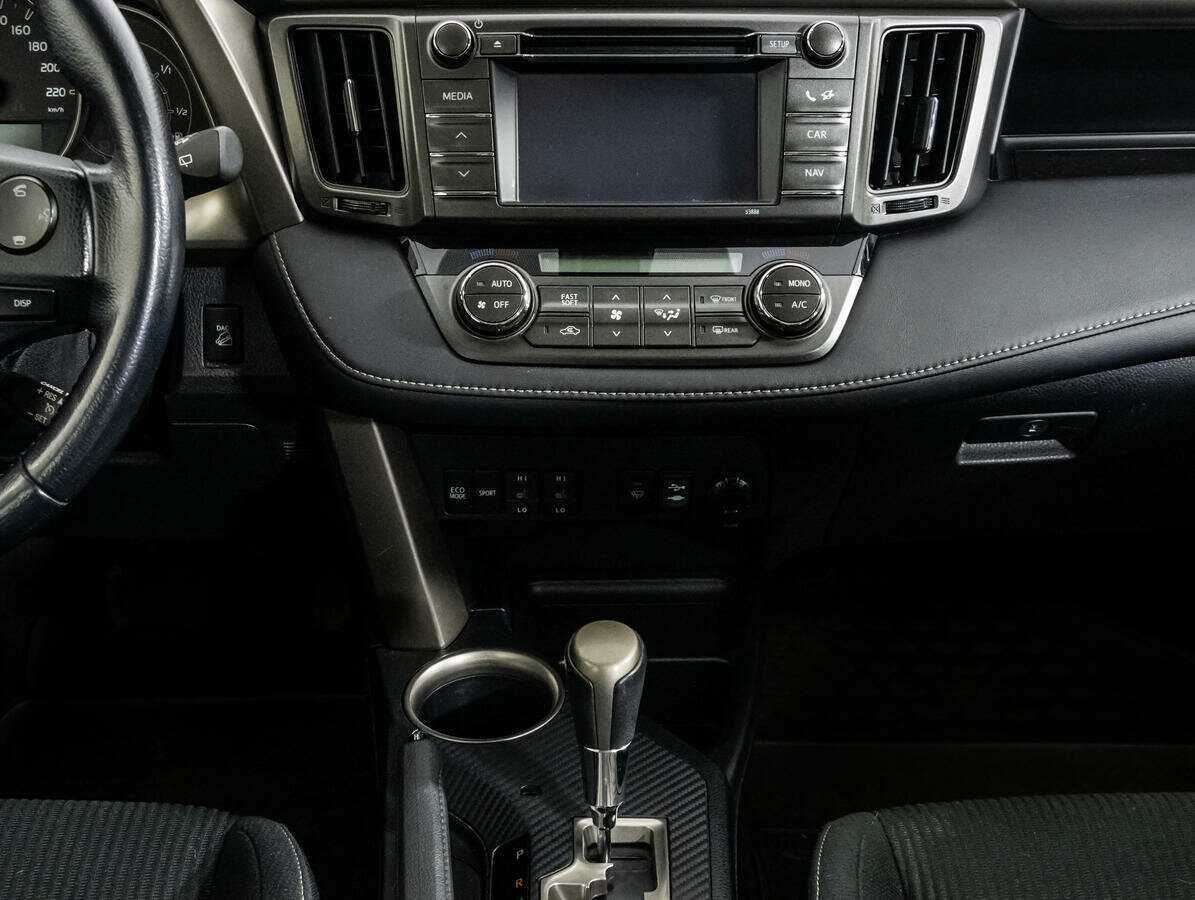 Toyota RAV4 2013 года с пробегом. Фото: #12