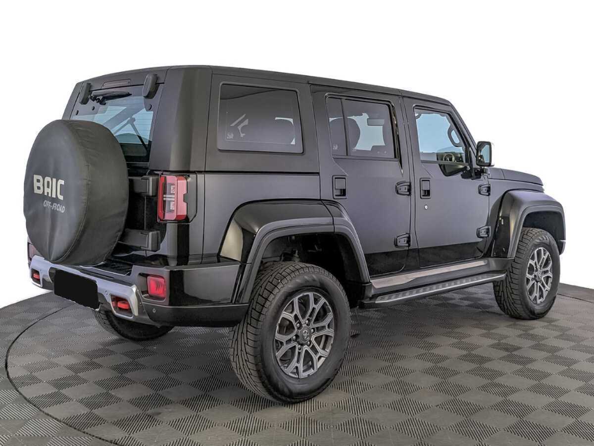 BAIC BJ40 2023 года с пробегом. Фото: #4